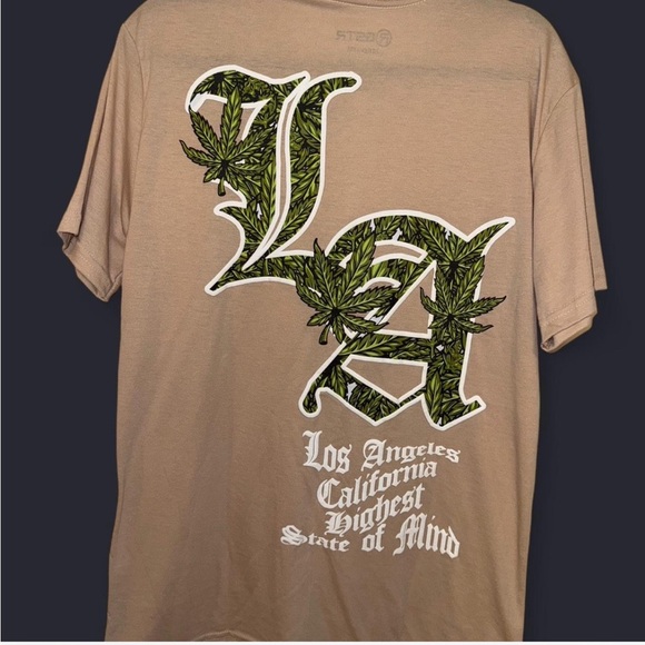 RGSTR- T Shirt - Men’s - Medium - Beige with graphics - Picture 4 of 4